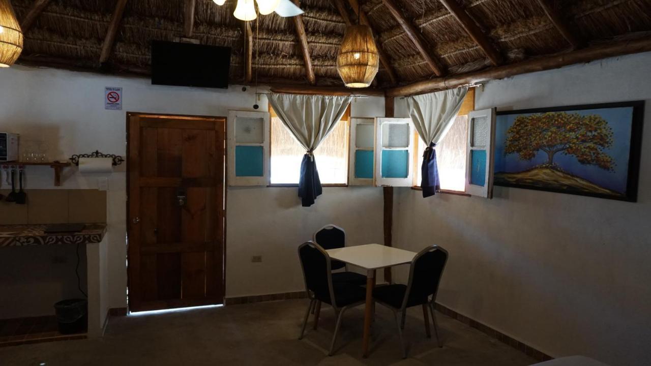 Casa Frida Hotel Chelem Eksteriør billede