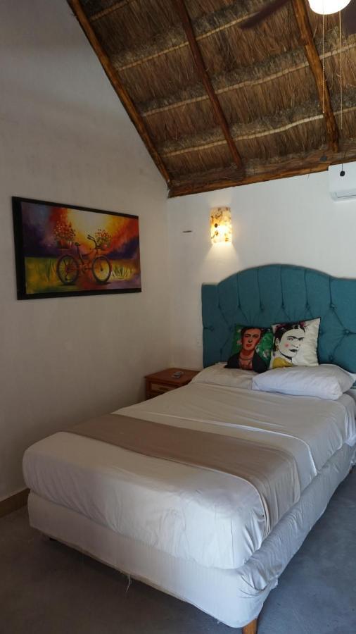 Casa Frida Hotel Chelem Eksteriør billede