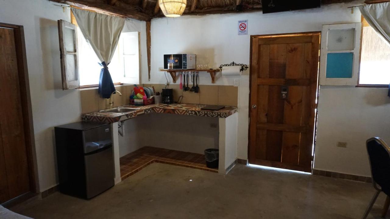 Casa Frida Hotel Chelem Eksteriør billede