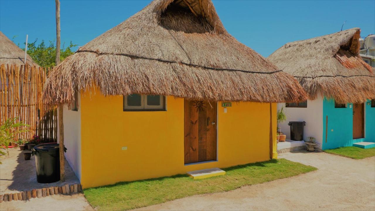 Casa Frida Hotel Chelem Eksteriør billede